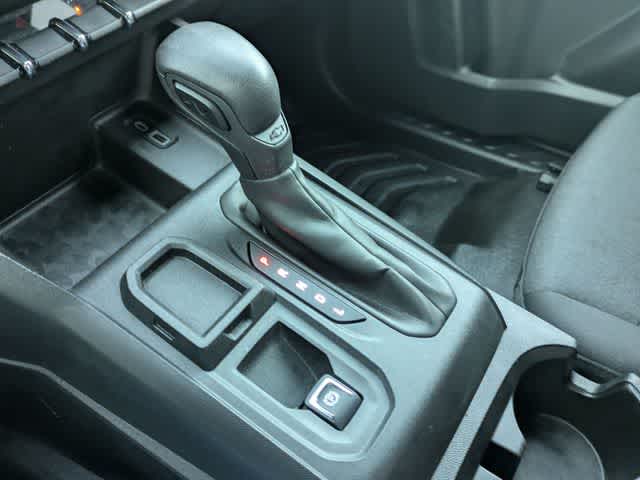 Thumbnail: 2023 Chevrolet Colorado - 29