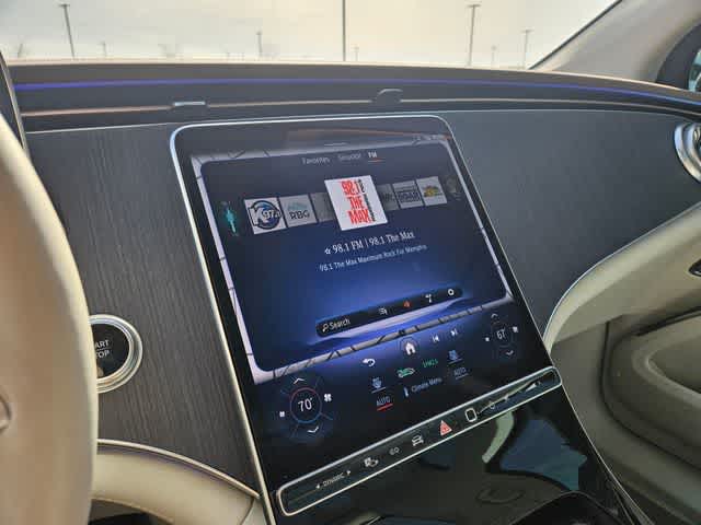 Thumbnail: 2023 Mercedes-Benz EQS - 30