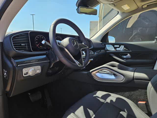 Thumbnail: 2026 Mercedes-Benz GLE - 2