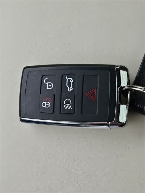 Thumbnail: 2025 Land Rover Range Rover - 37