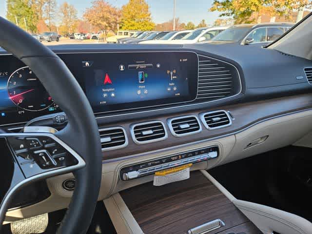 Thumbnail: 2026 Mercedes-Benz GLE - 27