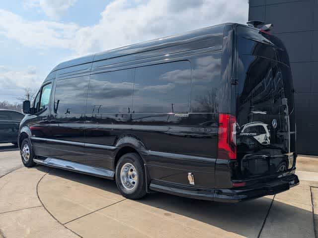 Thumbnail: 2024 Mercedes-Benz Sprinter - 7