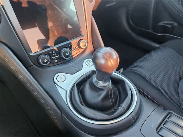 Thumbnail: 2015 Nissan Z - 23