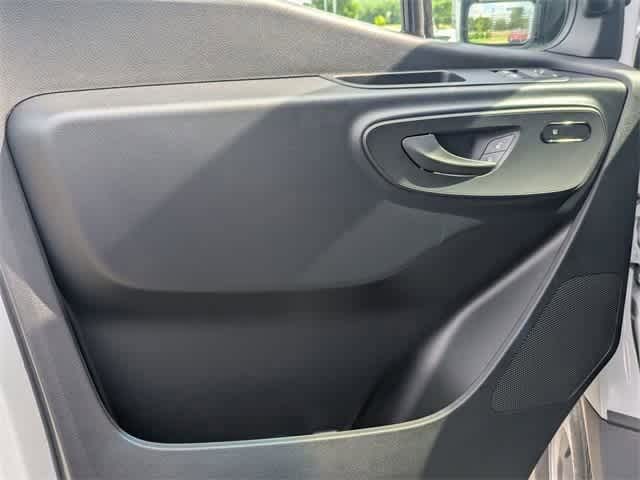 Thumbnail: 2025 Mercedes-Benz Sprinter - 15