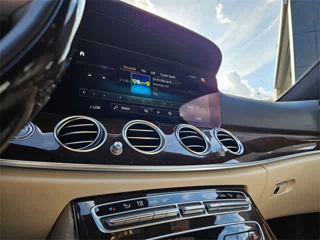 Thumbnail: 2023 Mercedes-Benz E-Class - 28