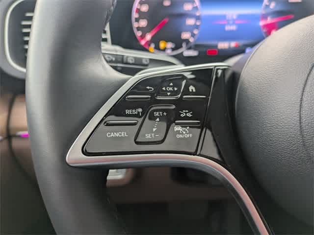 Thumbnail: 2025 Mercedes-Benz GLE - 25