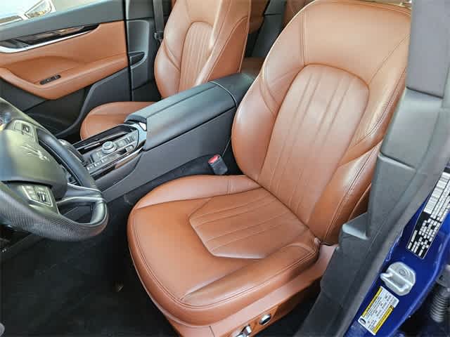 Thumbnail: 2022 Maserati Levante - 14