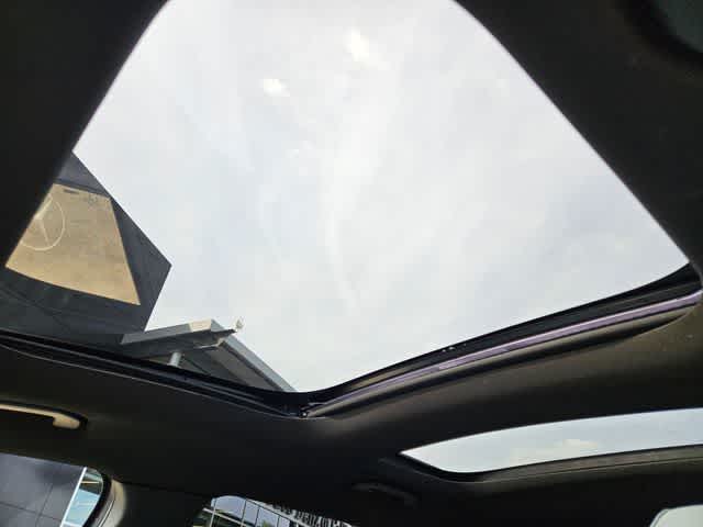 Thumbnail: 2026 Mercedes-Benz GLB - 15