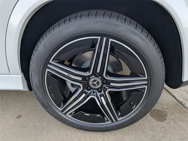 Thumbnail: 2026 Mercedes-Benz GLE - 13