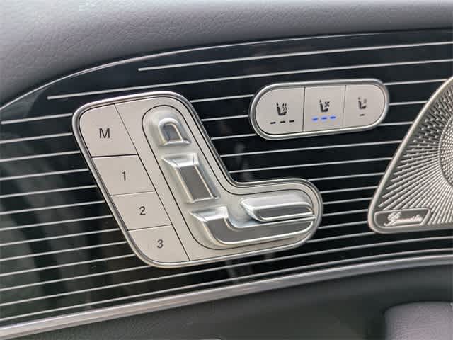 Thumbnail: 2025 Mercedes-Benz GLE - 16