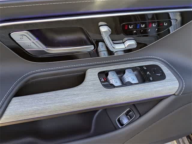 Thumbnail: 2025 Mercedes-Benz SL-Class - 16