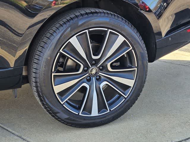 Thumbnail: 2025 Land Rover Range Rover - 13