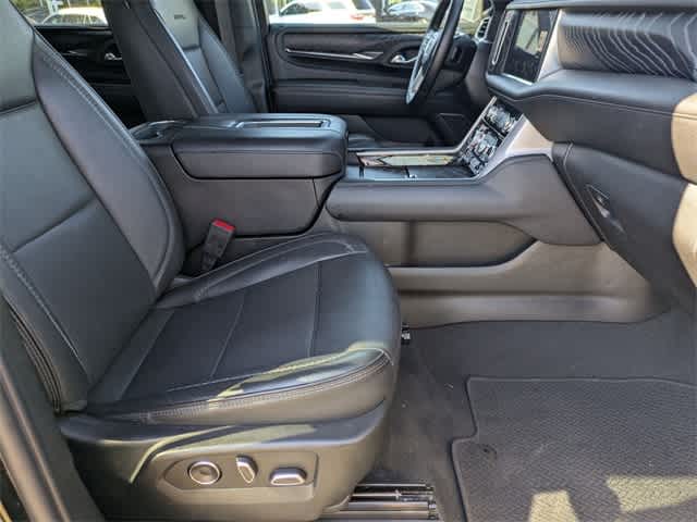 Thumbnail: 2023 GMC Yukon XL - 22