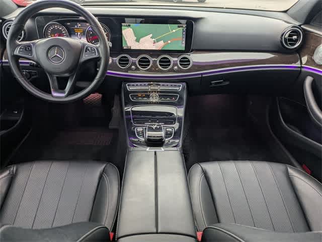Thumbnail: 2017 Mercedes-Benz E-Class - 10