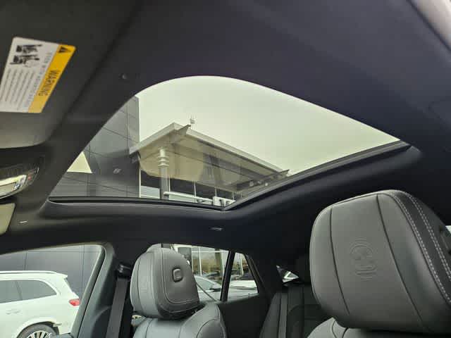 Thumbnail: 2026 Mercedes-Benz GLE - 18