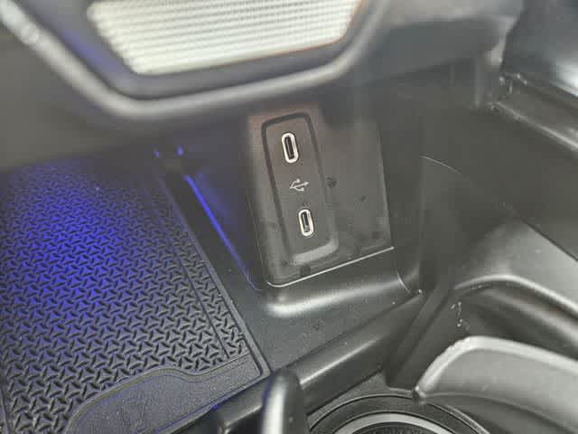 Thumbnail: 2026 Mercedes-Benz GLC - 32