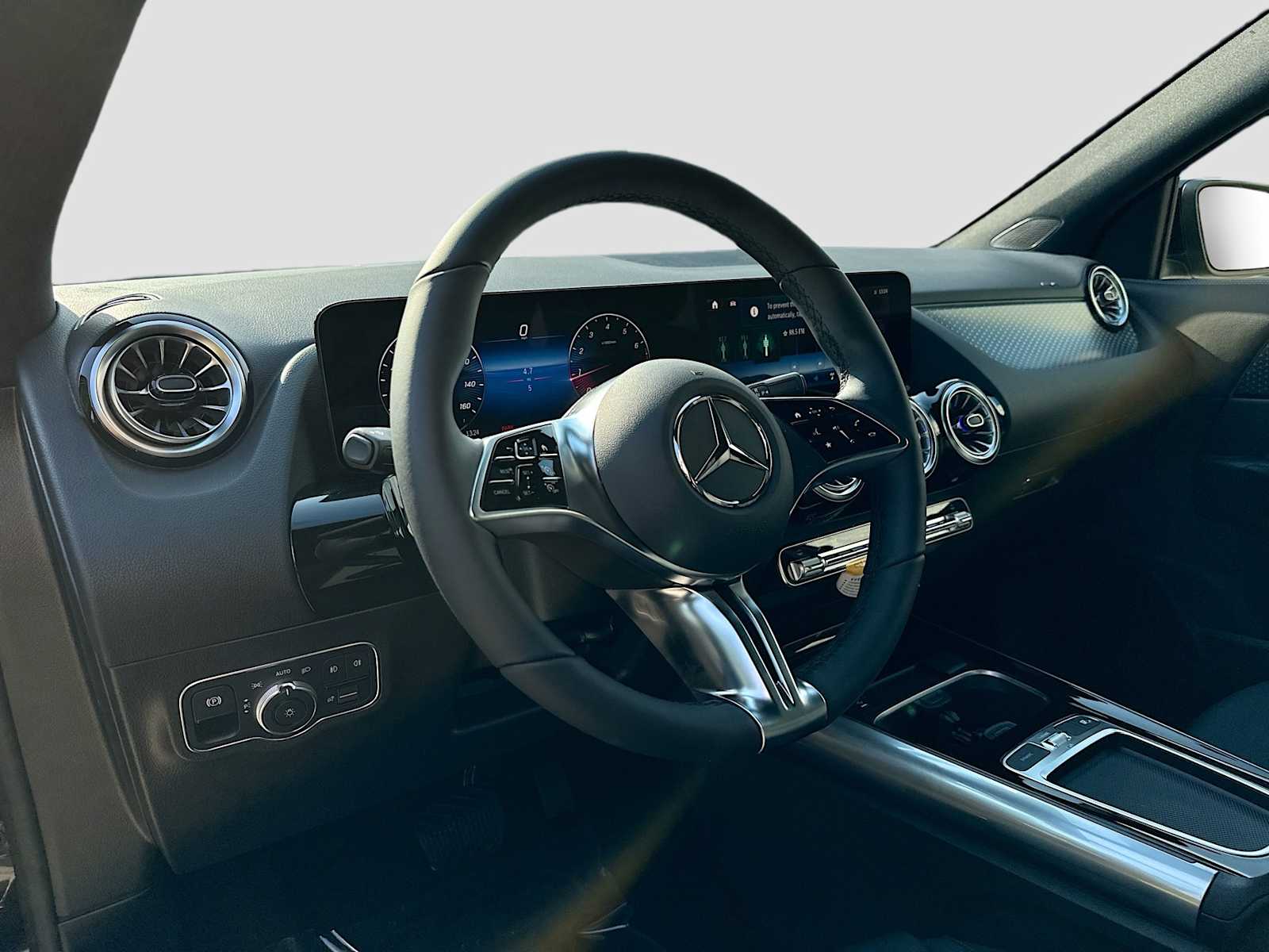 Thumbnail: 2026 Mercedes-Benz GLA - 9