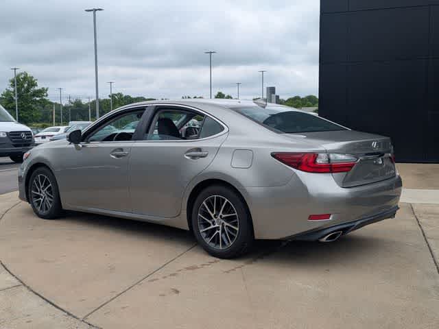 Thumbnail: 2016 Lexus ES - 7