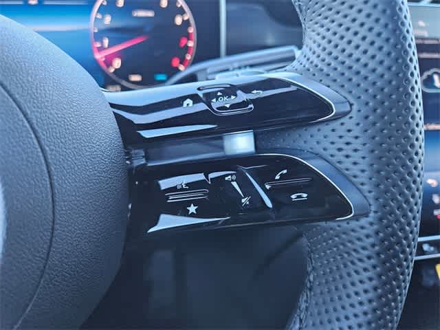 Thumbnail: 2026 Mercedes-Benz GLC - 23