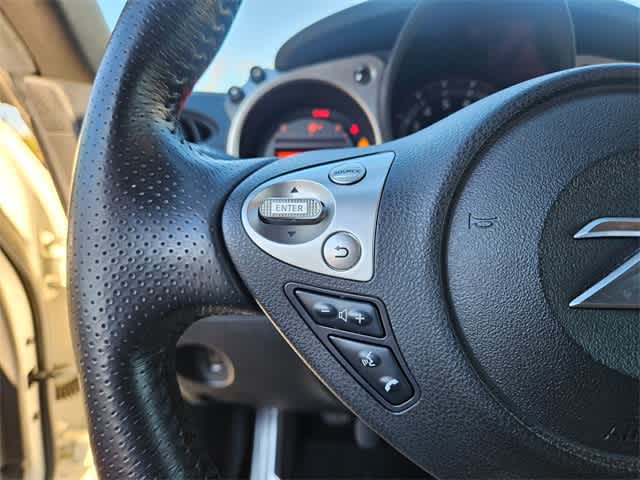 Thumbnail: 2015 Nissan Z - 19