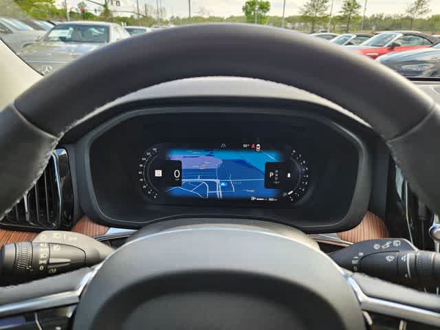 Thumbnail: 2024 Volvo XC60 - 34