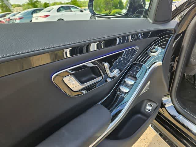 Thumbnail: 2026 Mercedes-Benz S-Class - 15
