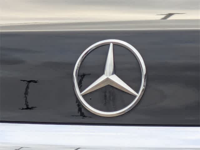 Thumbnail: 2017 Mercedes-Benz E-Class - 8