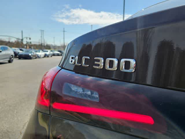 Thumbnail: 2025 Mercedes-Benz GLC - 13