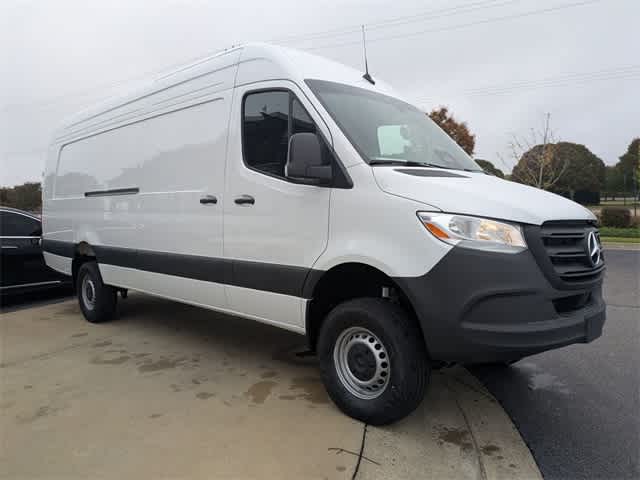 Thumbnail: 2026 Mercedes-Benz Sprinter - 2