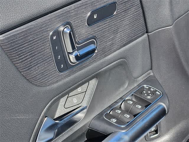 Thumbnail: 2026 Mercedes-Benz GLA - 18