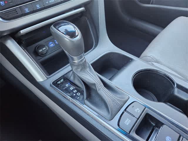 Thumbnail: 2017 Hyundai Sonata - 32