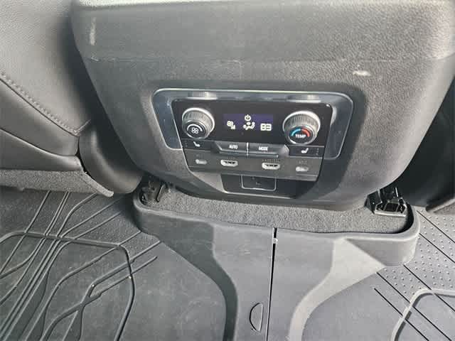 Thumbnail: 2023 Chevrolet Tahoe - 21