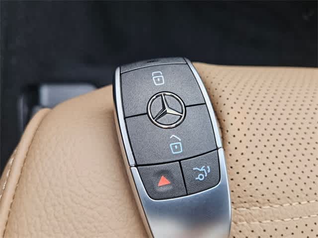 Thumbnail: 2026 Mercedes-Benz GLE - 35