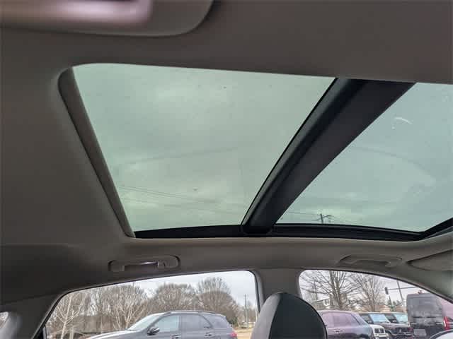 Thumbnail: 2020 Kia Optima - 17