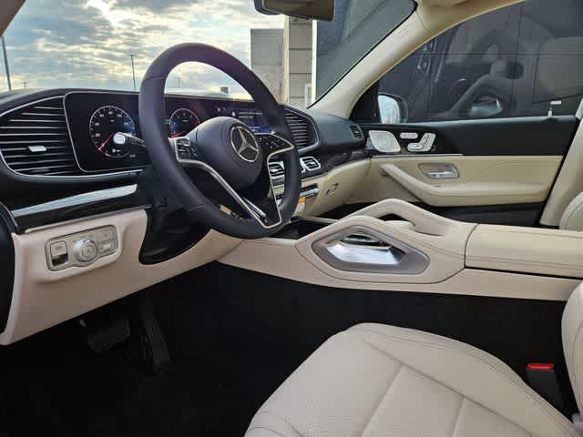 Thumbnail: 2026 Mercedes-Benz GLE - 2