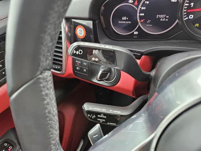 Thumbnail: 2023 Porsche Cayenne - 26