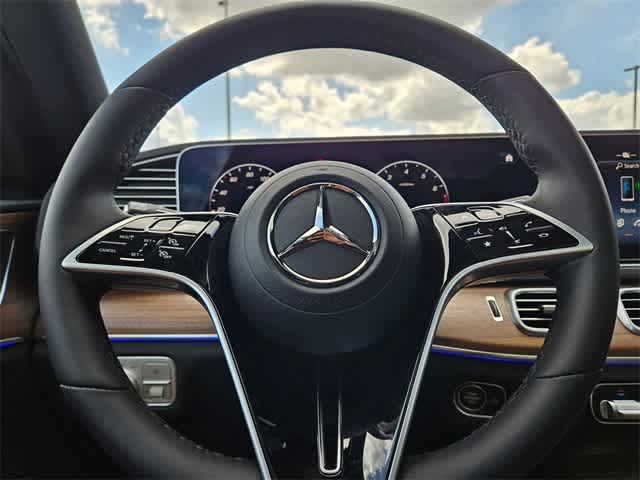 Thumbnail: 2026 Mercedes-Benz GLE - 24