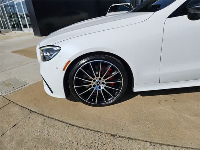 Thumbnail: 2022 Mercedes-Benz E-Class - 12