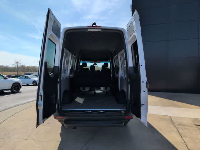 Thumbnail: 2026 Mercedes-Benz Sprinter - 31