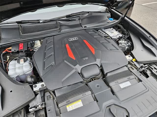 Thumbnail: 2023 Audi SQ8 - 14