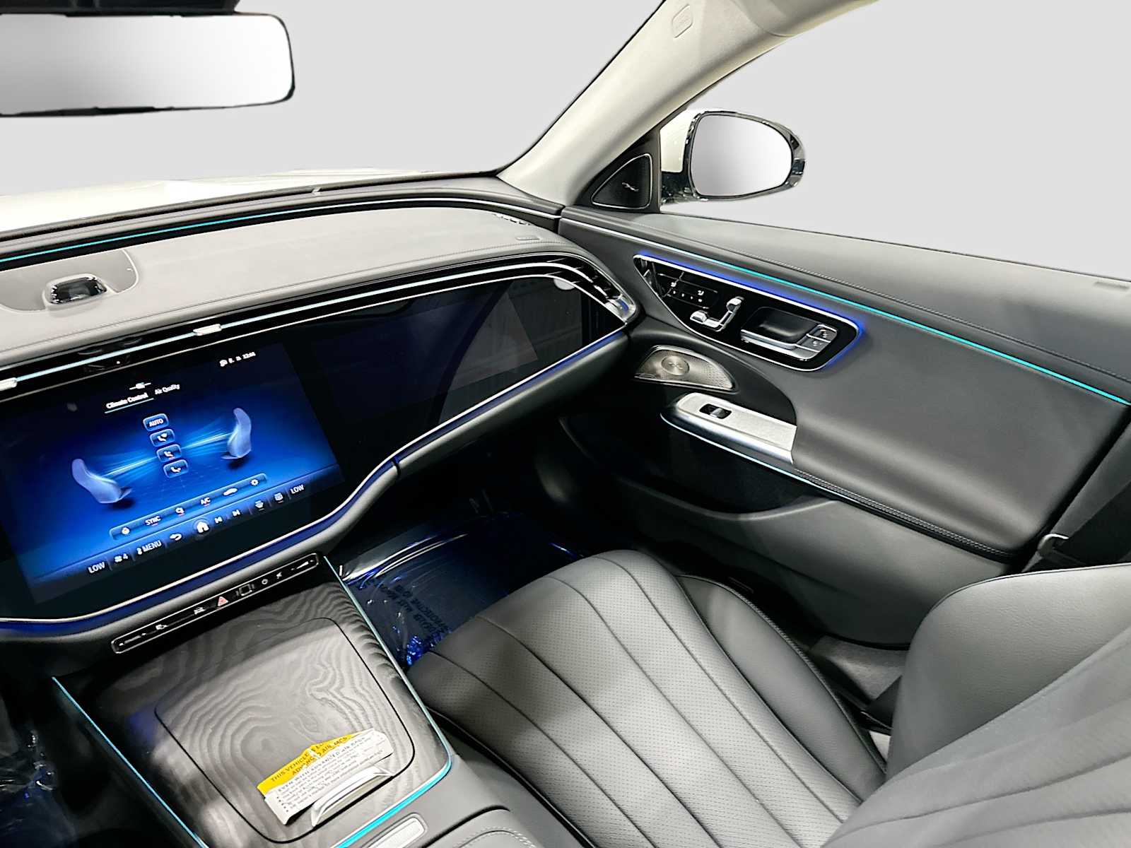 Thumbnail: 2026 Mercedes-Benz E-Class - 25