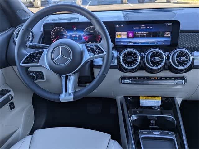 Thumbnail: 2025 Mercedes-Benz GLB - 3