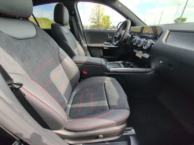 Thumbnail: 2026 Mercedes-Benz GLA - 21