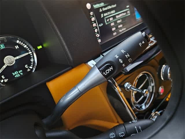 Thumbnail: 2022 Rolls-Royce Cullinan - 32