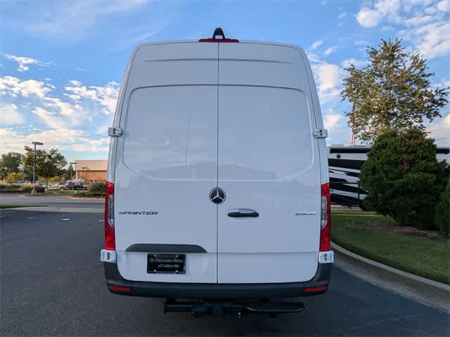 Thumbnail: 2026 Mercedes-Benz Sprinter - 7