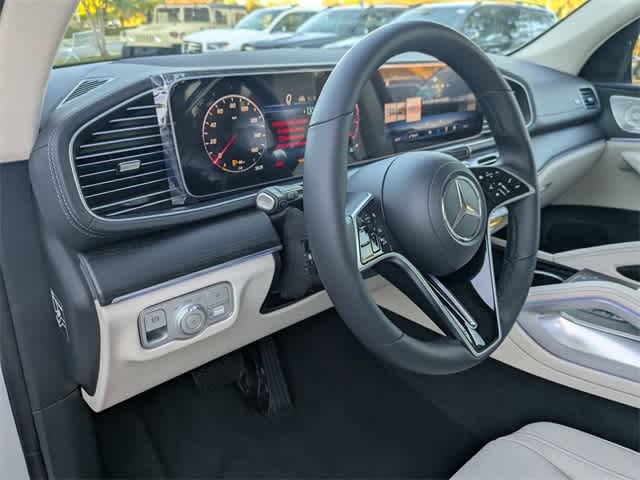 Thumbnail: 2026 Mercedes-Benz GLE - 10