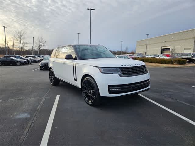Thumbnail: 2025 Land Rover Range Rover - 3