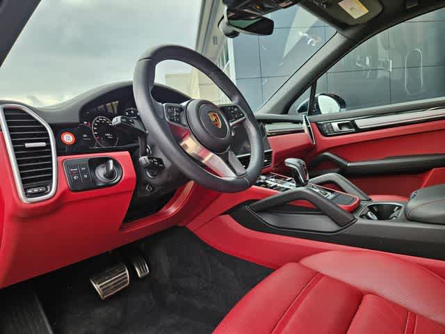 Thumbnail: 2023 Porsche Cayenne - 2