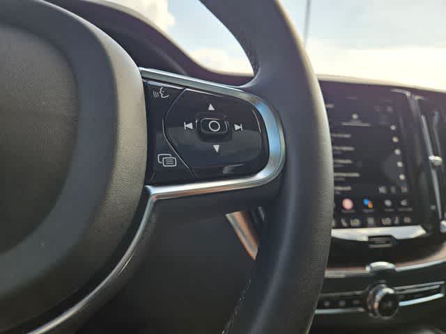 Thumbnail: 2024 Volvo XC60 - 25