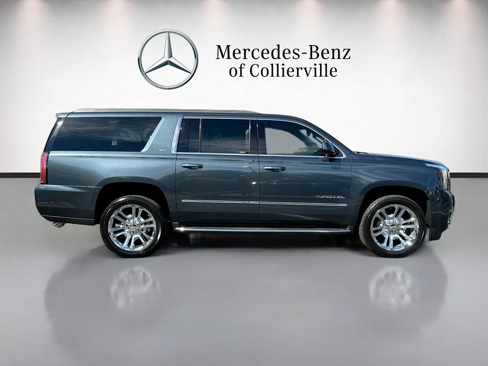 Thumbnail: 2019 GMC Yukon XL - 4